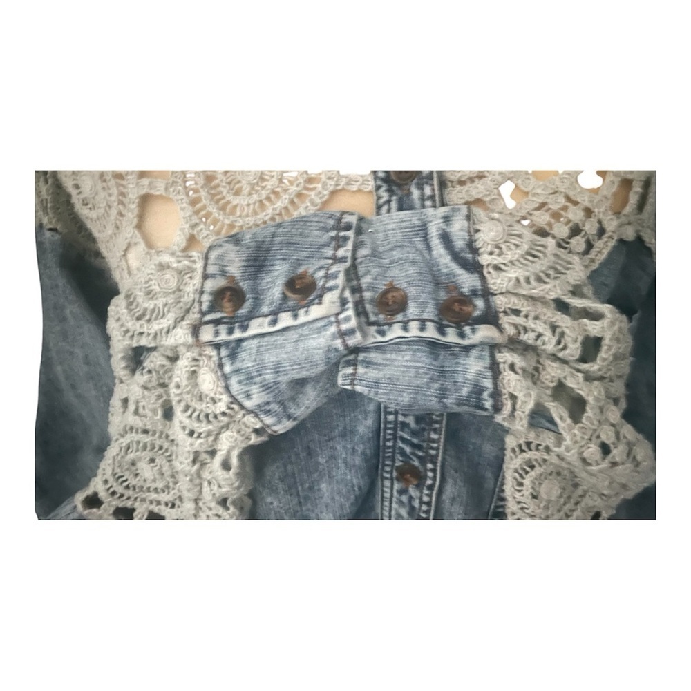 Oil & Hali Long Sleeve Shirt Women’s Button-Up Top, Casual, Raw Hem Sz M/L - Picture 3 of 9